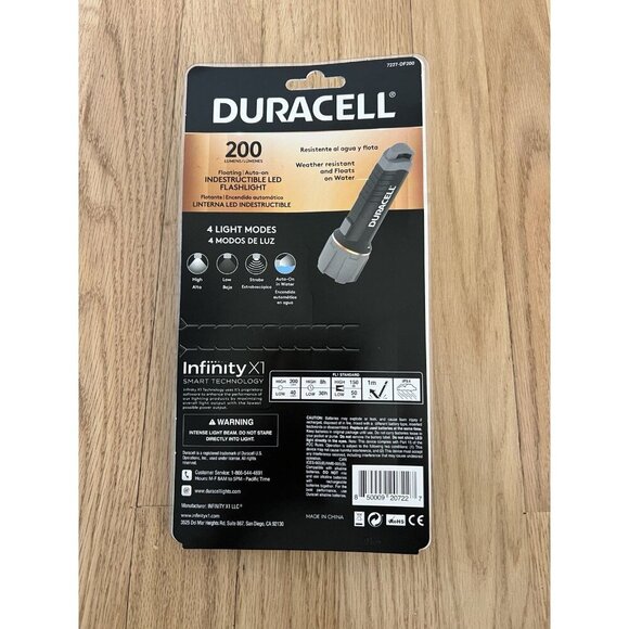 Duracell 200 Lumen Floating LED Flashlight - Picture 3 of 3